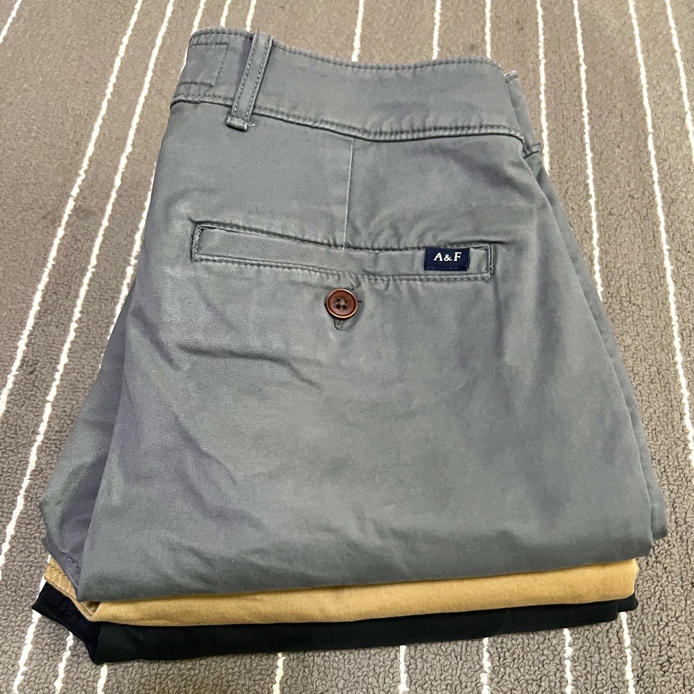 Abercrombie and Fitch Men Super Skinny pants (28x30)